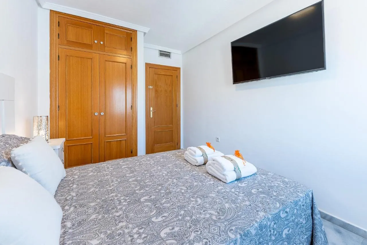 797 Holiday Rentals- Apartamento En Torremolinos Para 7 Con Vistas Al Mar